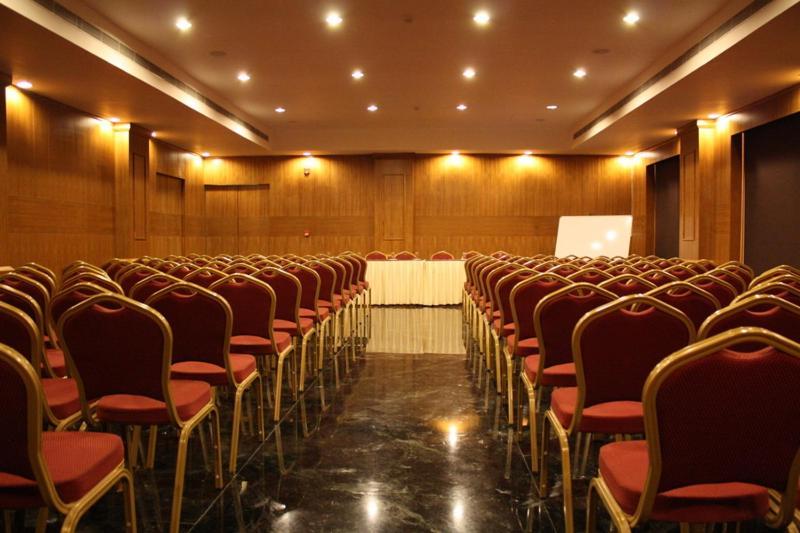 La Franklin Hotel Bhubaneswar Exterior foto