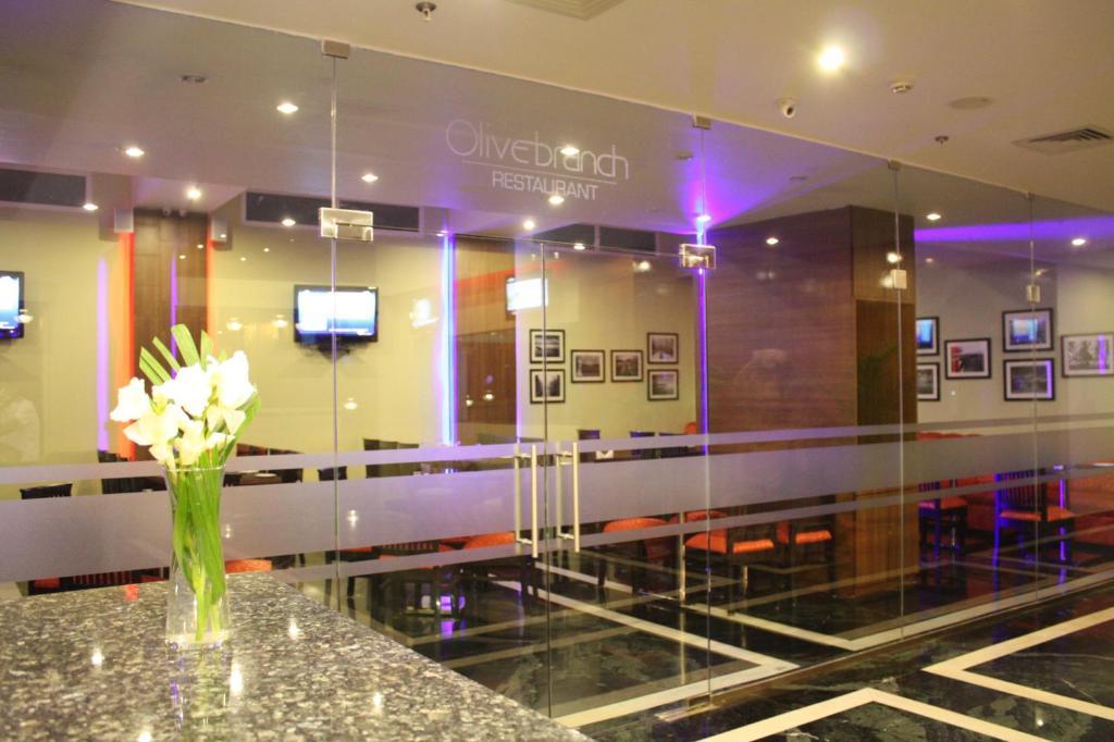 La Franklin Hotel Bhubaneswar Exterior foto