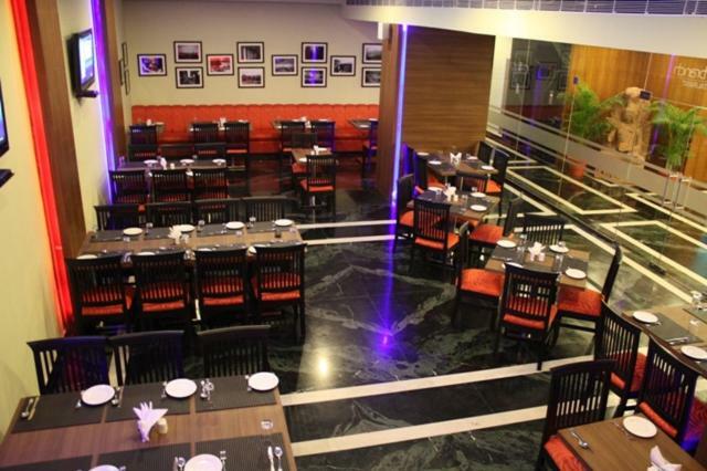 La Franklin Hotel Bhubaneswar Exterior foto