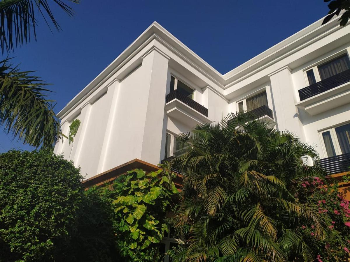 La Franklin Hotel Bhubaneswar Exterior foto